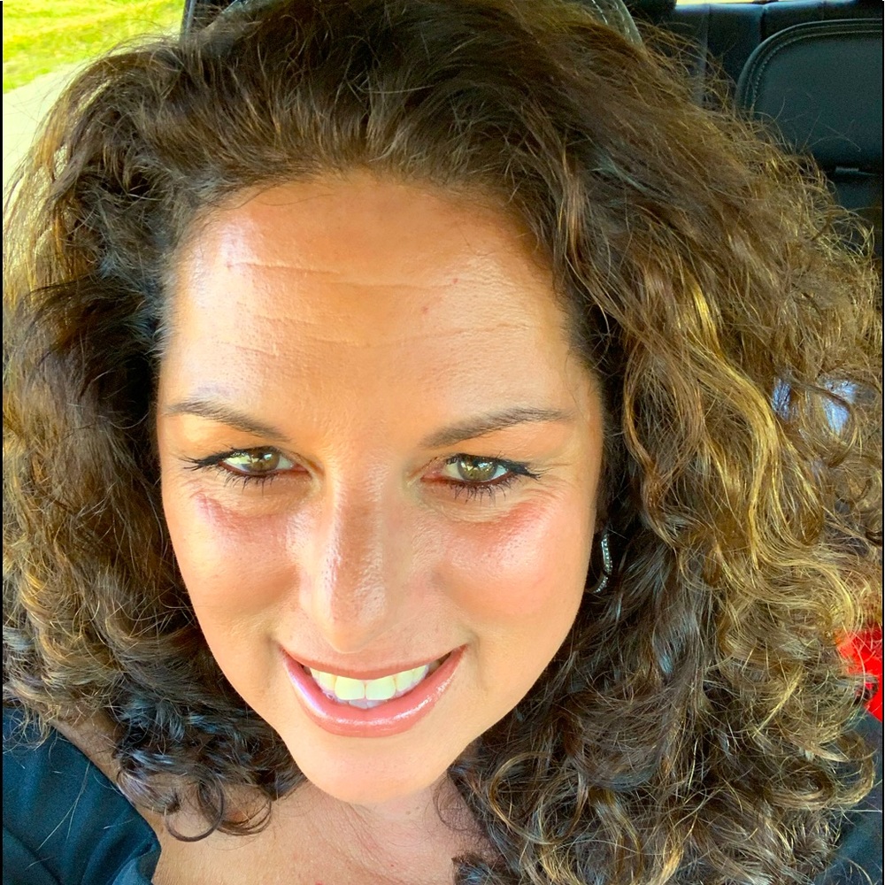 Meet your Posher, Debra